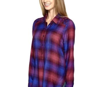 Medium Lucky Brand Blue Pink Purple Plaid Embroidered Shoulder Long Sleeve